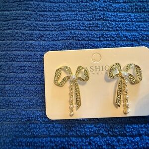 Fashion Jewelry Gold Bow Drop Earrings with Pearls
